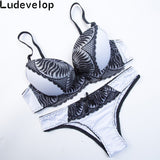 Ludevelop New Women's underwear Set Lace Sexy Push-up Bra And Panty Sets Bow Comfortable Brassiere Young Bra Deep V Lingerie